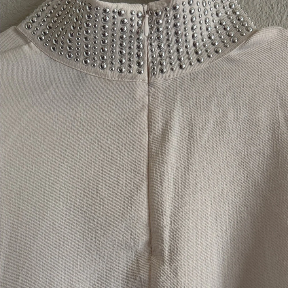 H&M Cream Long-Sleeve Blouse with Embellished Cuffs and Collar - Picture 5 of 6